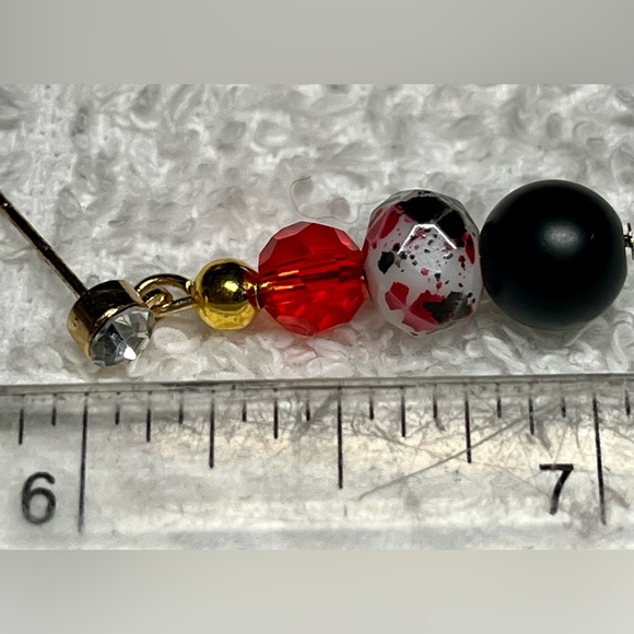 Red and black earrings-onyx - Picture 4 of 5